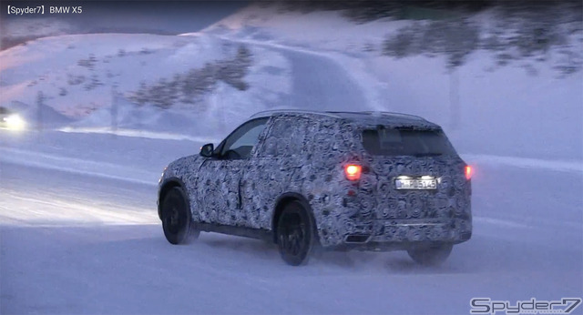 BMW X5 スクープ動画