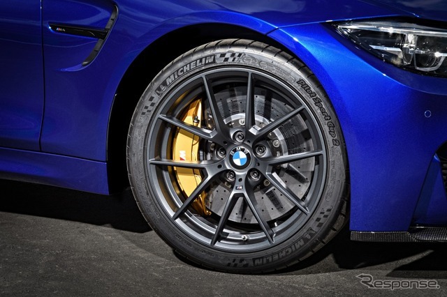 BMW M4 CS