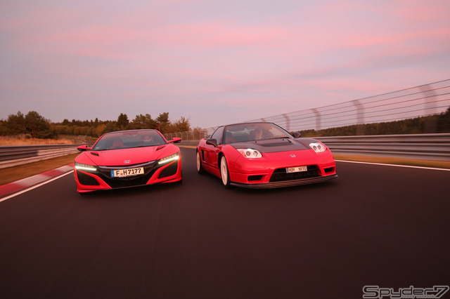 ホンダ NSX 新旧モデルがニュルでタイムアタック【写真集】