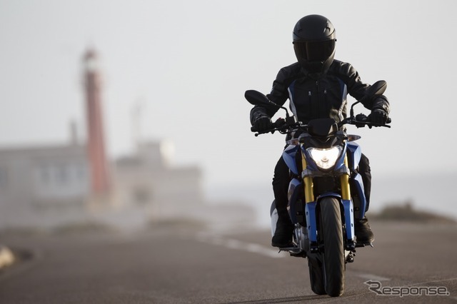 BMW G310R