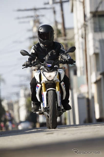 BMW G310R