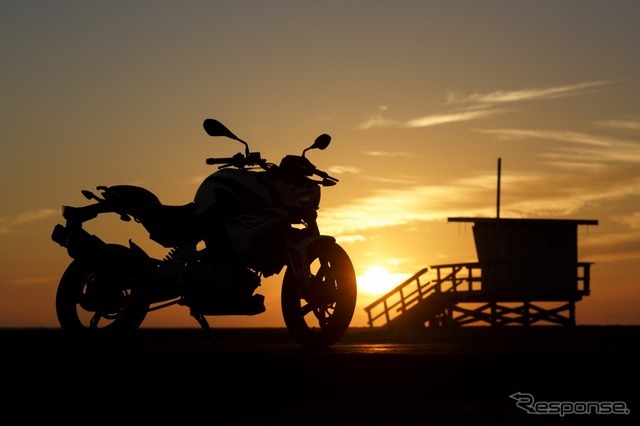 BMW G310R