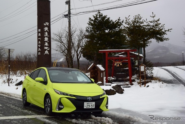 JR線の最高標高地点は野辺山駅と清里駅の間にある。標高1375m。