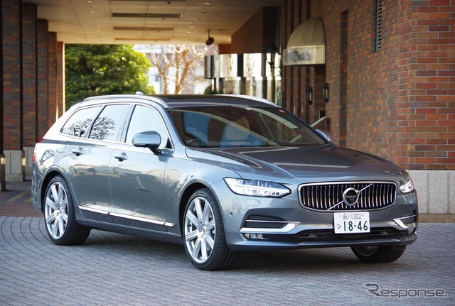 ボルボ V90 T6 インスクリプション