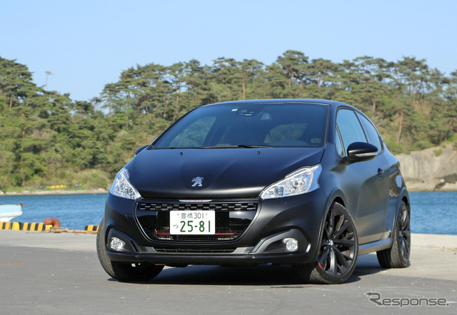 プジョー 208GTi by PEUGEOT SPORT