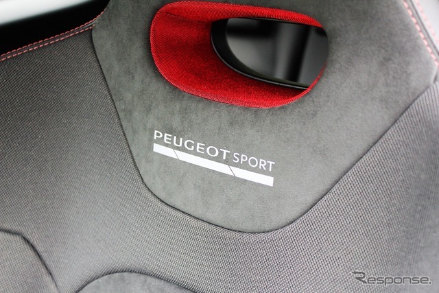 プジョー 208GTi by PEUGEOT SPORT