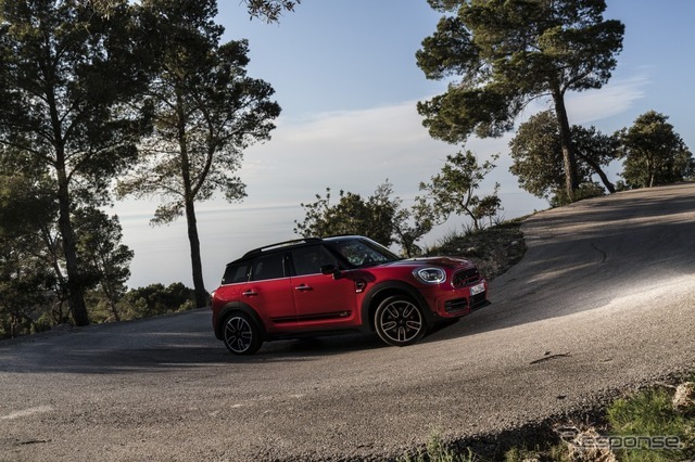 MINI ジョン・クーパー・ワークス・クロスオーバー