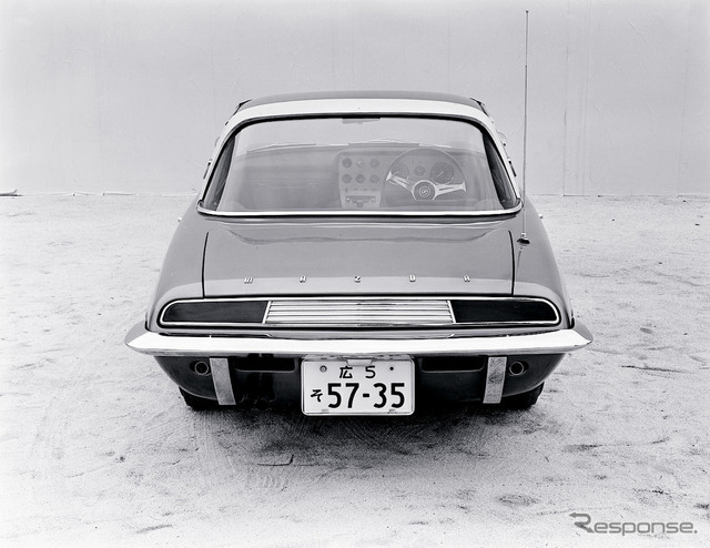 マツダ802（後のコスモスポーツ）、試作車第1号「L402A」（1963年）