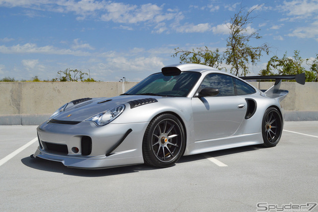 Porsche 911 GT3 tuned car