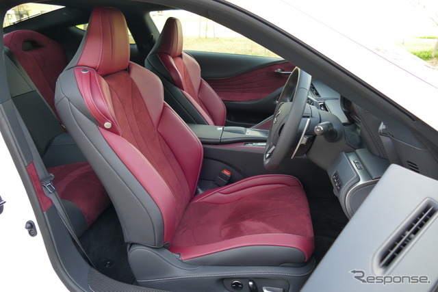レクサス LC500h