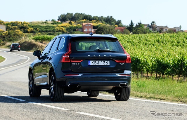 桂伸一氏がスペイン・バルセロナでボルボ XC60 新型を試乗