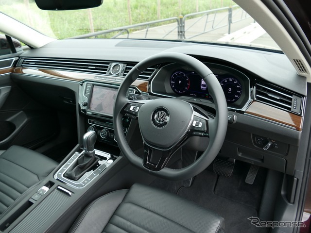 VW パサート TSI Highline