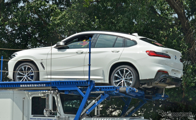 BMW X4 次期型スクープ写真