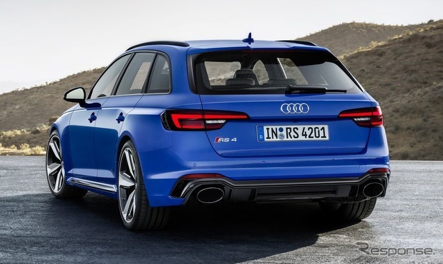 アウディ RS4 アバント 新型