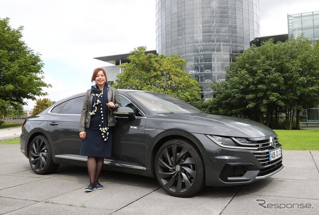 VW アルテオン Rライン と竹岡圭さん