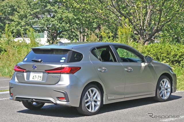 レクサス CT200h バージョンL
