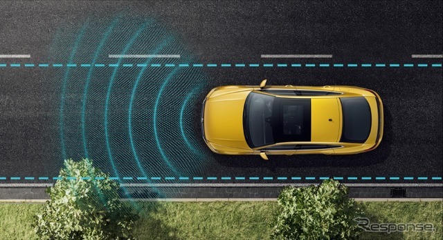 VW アルテオンレーンキープアシストシステム“Lane Assist