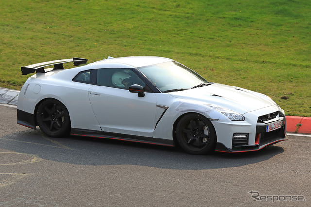 日産 GT-R NISMO 改良新型　スクープ写真