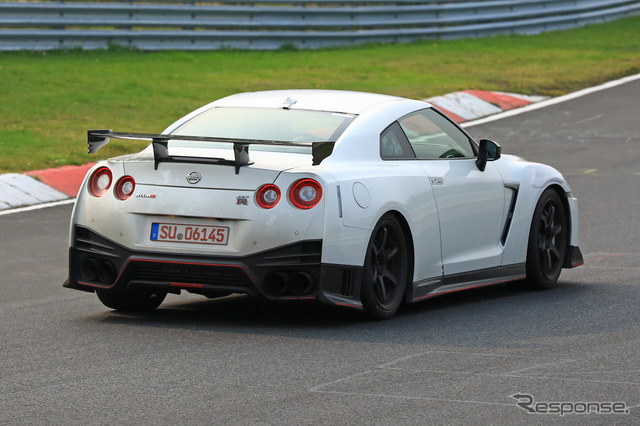 日産 GT-R NISMO 改良新型　スクープ写真