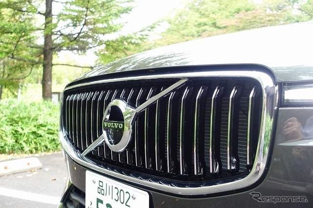 ボルボ XC60 T5 Inscription