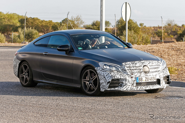 メルセデス AMG C43 クーペ　スクープ写真