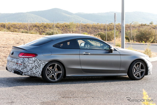 メルセデス AMG C43 クーペ　スクープ写真