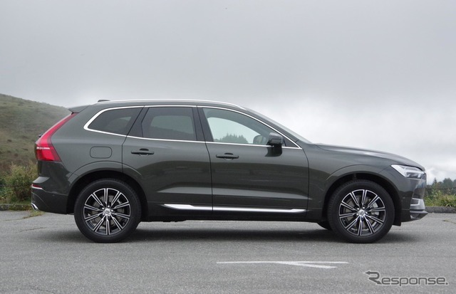 ボルボ XC60 T5 Inscription