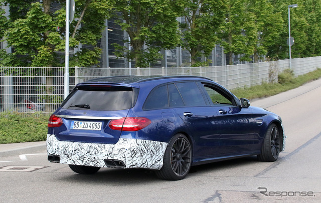 メルセデスベンツ AMG C63 ステーションワゴン 改良新型スクープ