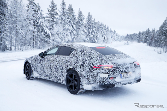 メルセデス AMG GT 4ドア（仮）スクープ写真