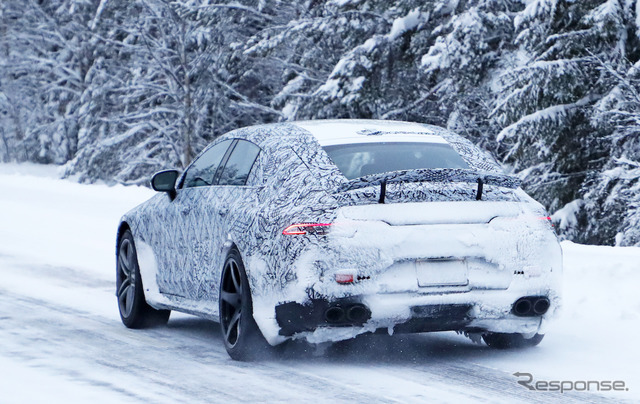 メルセデス AMG GT 4ドア（仮）スクープ写真