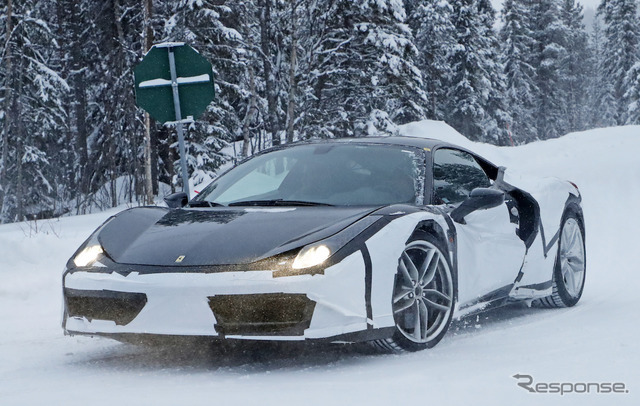 フェラーリ 488GTB 高性能モデルのテスト車両 スクープ写真