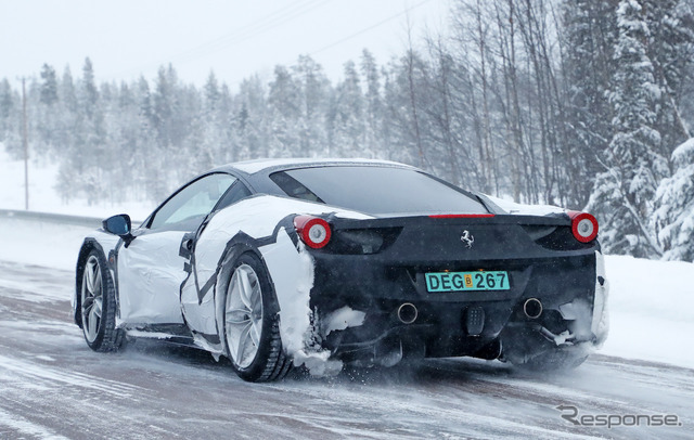 フェラーリ 488GTB 高性能モデルのテスト車両 スクープ写真