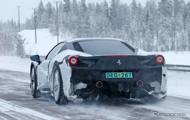 フェラーリ 488GTB 高性能モデルのテスト車両 スクープ写真