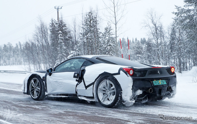 フェラーリ 488GTB 高性能モデルのテスト車両 スクープ写真