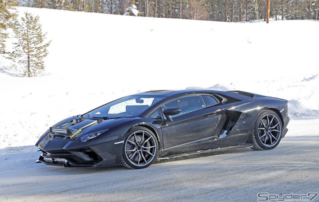 ランボルギーニ　アヴェンタドール　ペルフォマンテ 開発車両