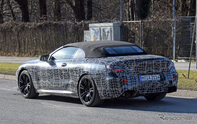 BMW M8カブリオレ スクープ写真