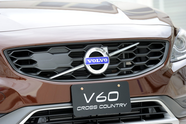 ボルボ V60クロスカントリー