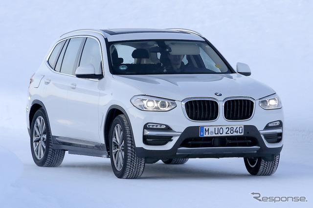 BMW X3のEVモデル「iX3」スクープ写真