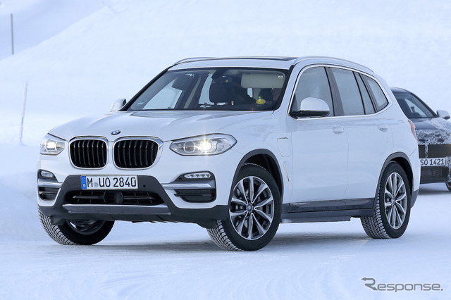 BMW X3のEVモデル「iX3」スクープ写真