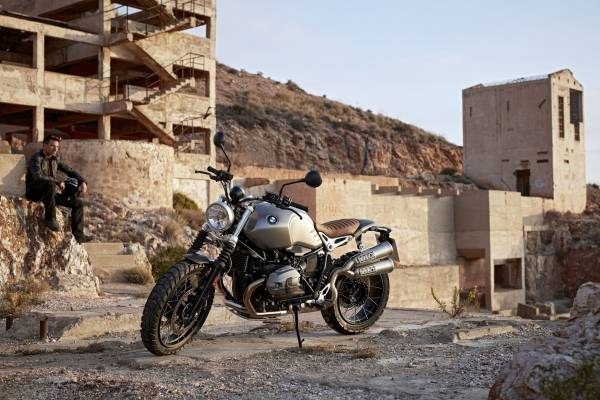 BMW R nineT スクランブラー