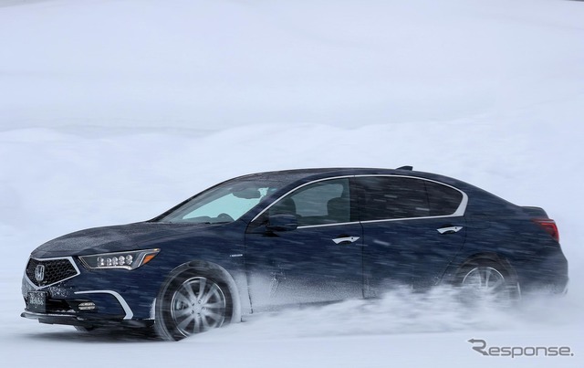 ホンダ レジェンド 新型（マイナーチェンジモデル）で豪雪の鷹栖試験場を走った