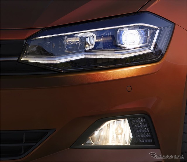 VW ポロ TSI ハイライン LEDヘッドライト/フロントフォグランプ