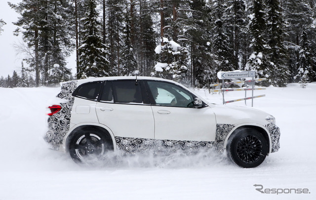 BMW X3M スクープ写真