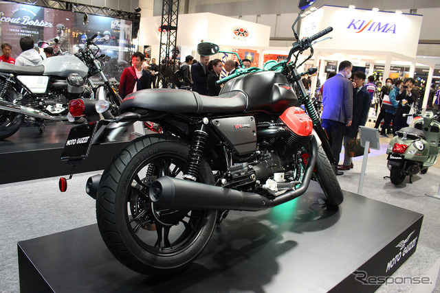Moto Guzzi V7lll Carbon（東京モーターサイクルショー2018）