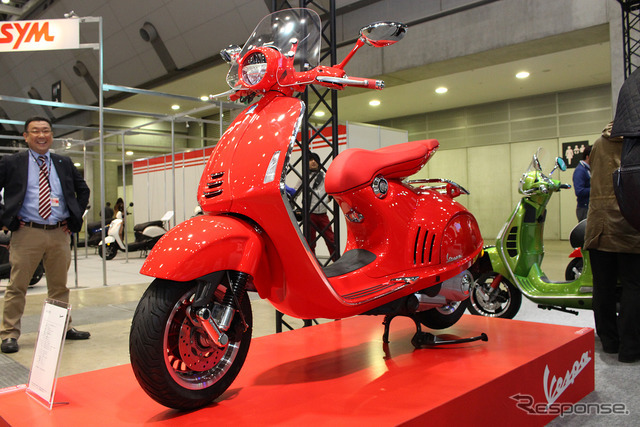 Vespa 946（RED）（東京モーターサイクルショー2018）