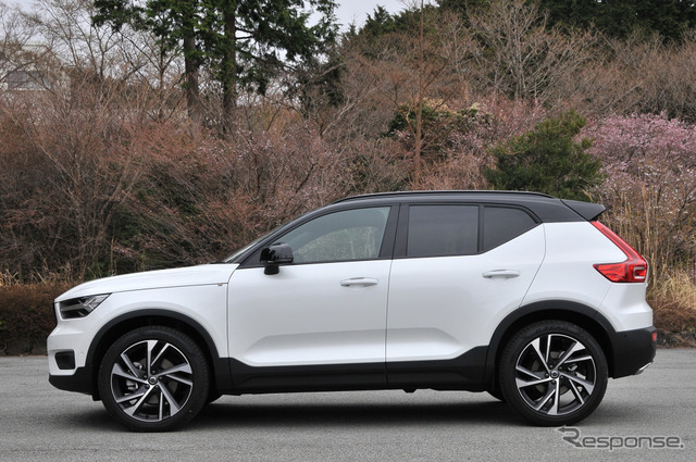 ボルボ XC40