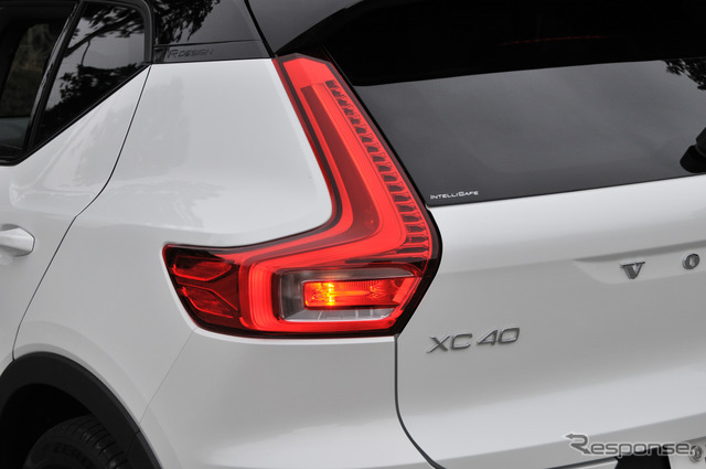 ボルボ XC40