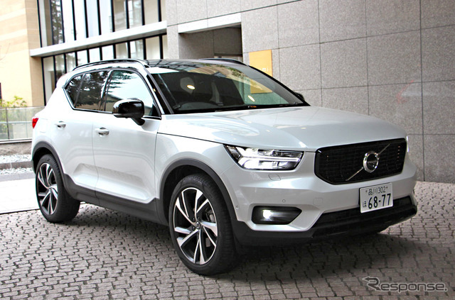 ボルボ XC40