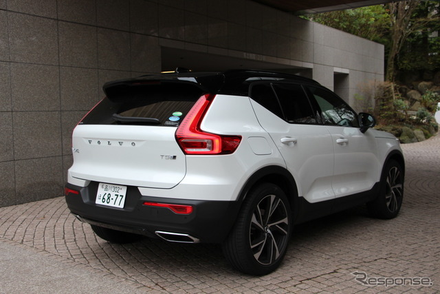 ボルボ XC40