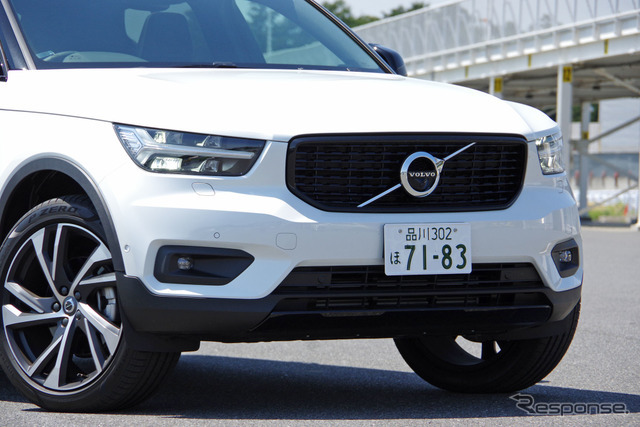 ボルボ XC40